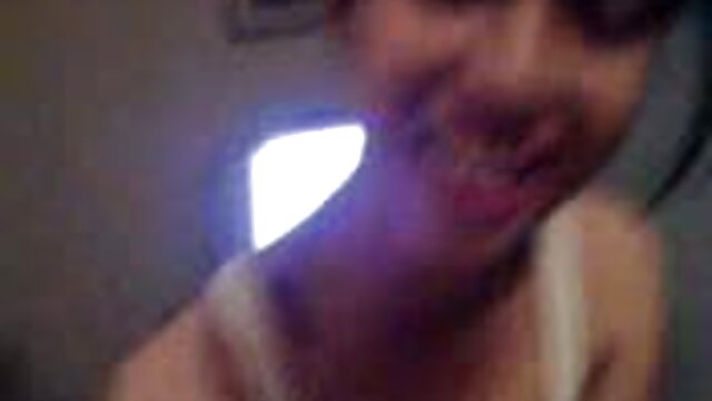 Adulte sans inscription  18 ans petite amie mange la chatte sur la Table sexe video extrait gratuit
