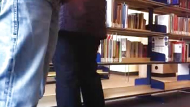 Adulte sans inscription  Asiatique tukif video sexe dans sa chatte mange une grosse bite