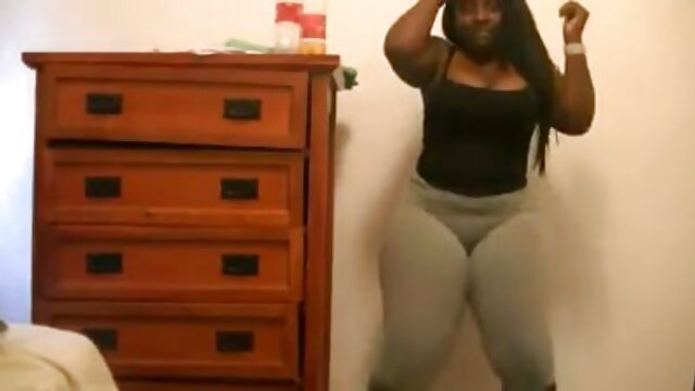 Adulte sans inscription  Au collège un étudiant dans video fille nu gratuit un petit chien remis à un voisin