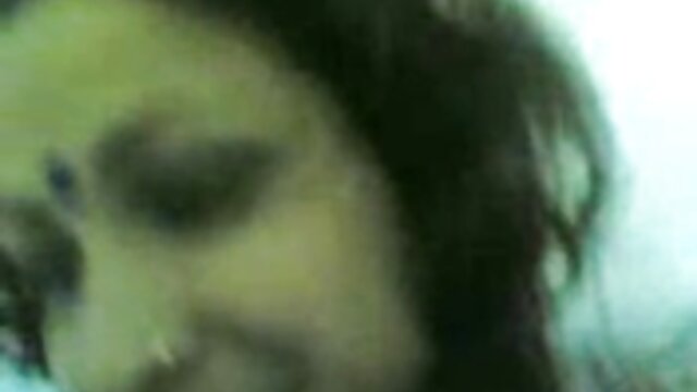 Adulte sans inscription  Fille coquine dans les deux salope sexy nue trous baise