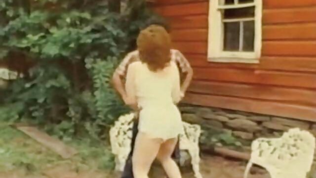Adulte sans inscription  L'enseignant a divorcé de sex xxx gratuite la jeune étudiante dans un sexe beau et émotionnel