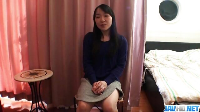 Adulte sans inscription  Fille longue clips de sexe gratuit manucure Doigté bite