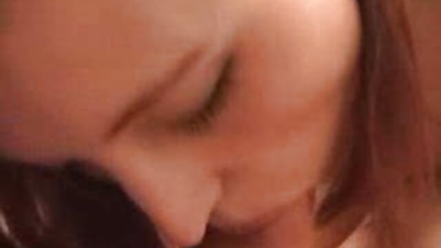 Adulte sans inscription  Jolie blonde dans le cul secoue et avale la caméra meilleur video sexe amateur