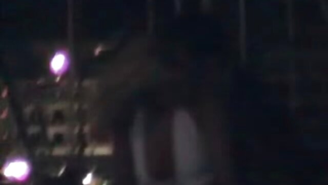 Adulte sans inscription  Ce mec a ses filles russes video de sexe gratuit dans tous les trous