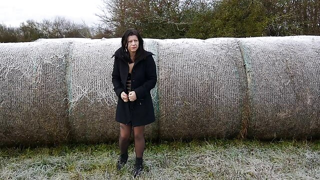 Adulte sans inscription  Dans tous les trous video du sexe gratuit de belles jeunes femmes