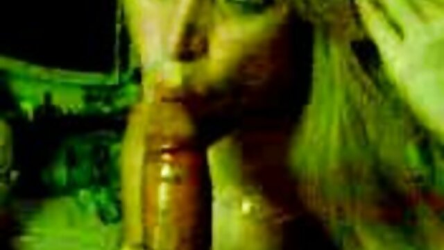Adulte sans inscription  Pour L'IpaD, il a poussé la blonde avec la videos sexe amateur gratuit langue de Martin et son trou humide.